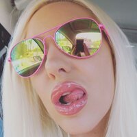  Blonde Tara Babcock Tongue  pics