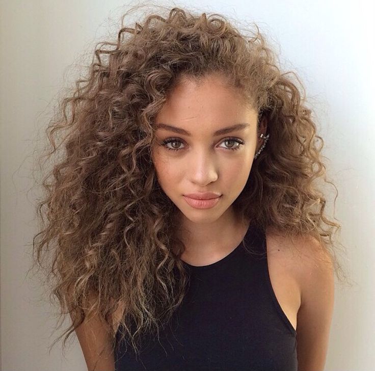Lightskin Cutie Live atlightskincamgirl。com picture