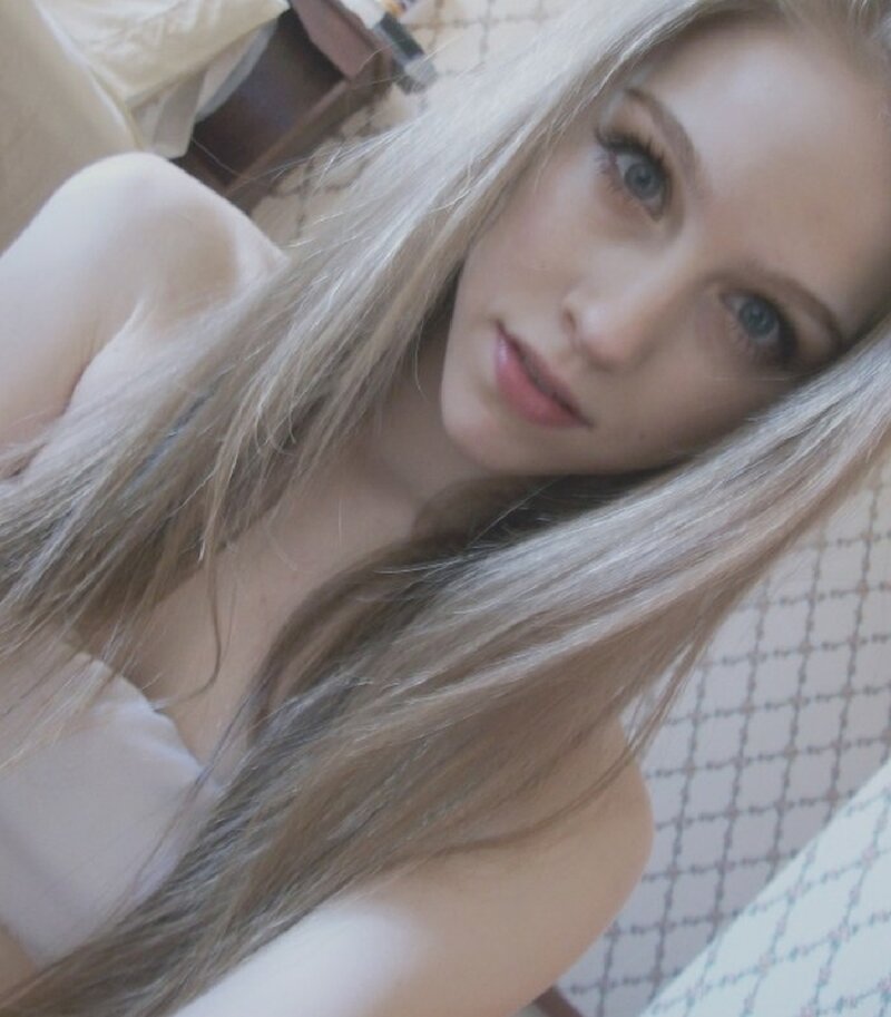 美丽的金发女郎 picture