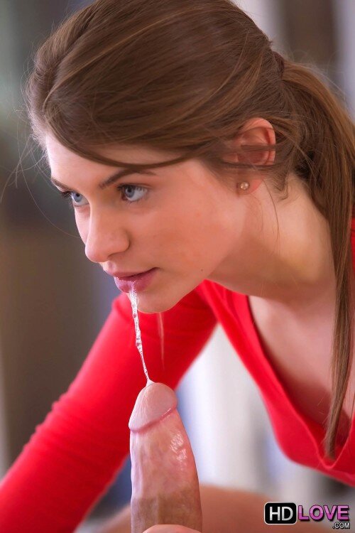 ティーンはザーメンHDを取得します picture