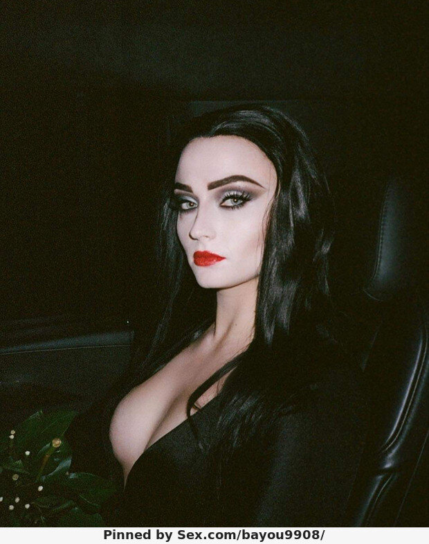 Adams Ailesi picture