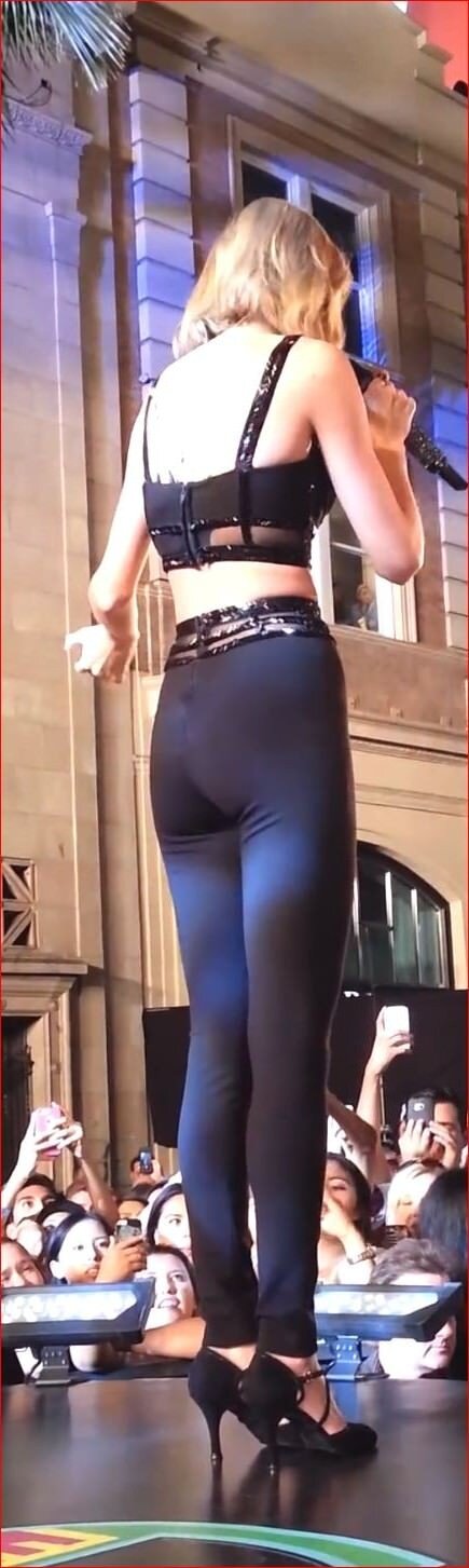 Ne kadar sevimli bir eşek ... picture