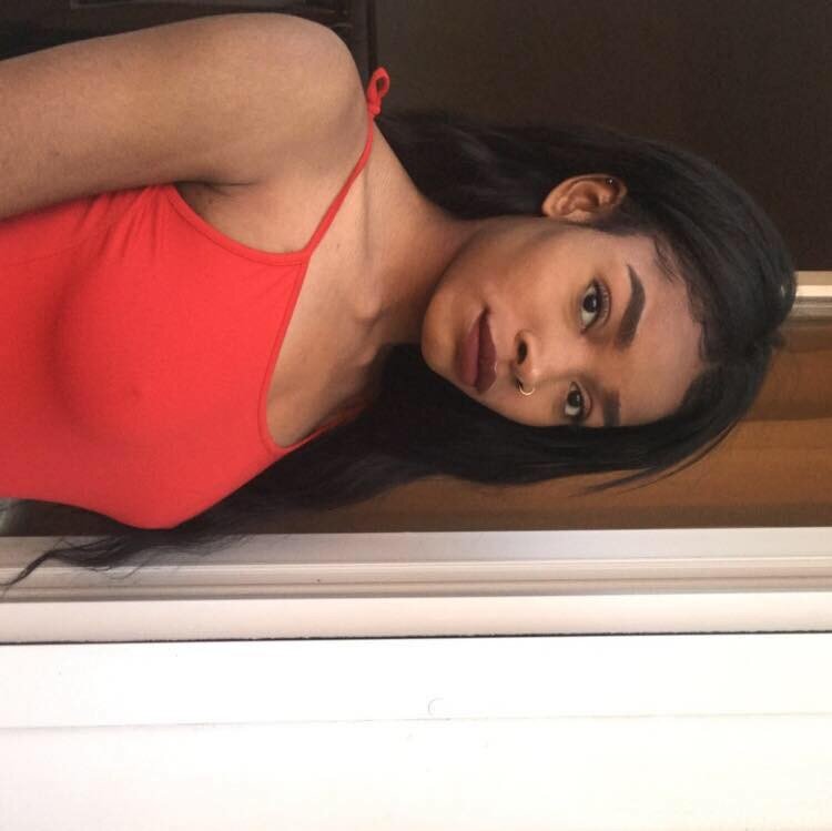 seksi teen hayır sütyen picture