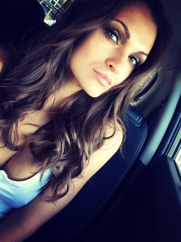 ホットなアマチュアセルフショット写真で見事なレズビアン picture