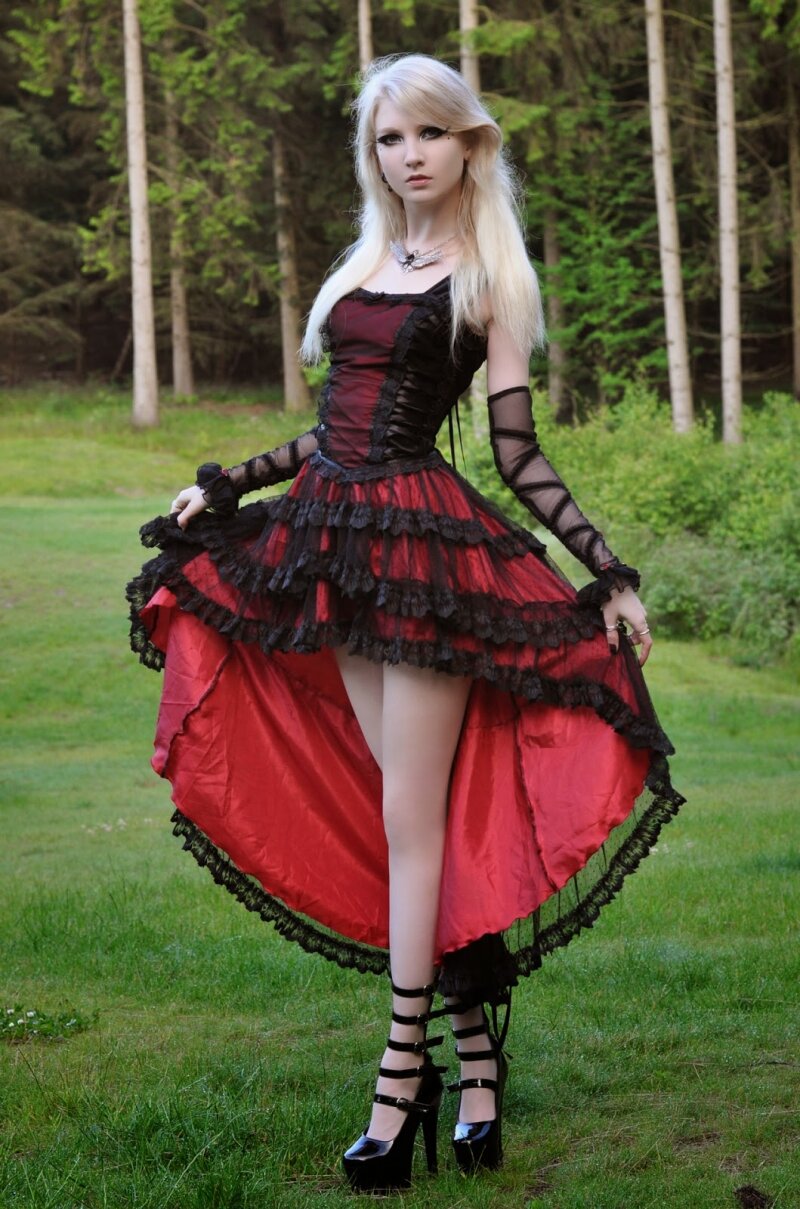 玛丽亚·阿曼达 picture