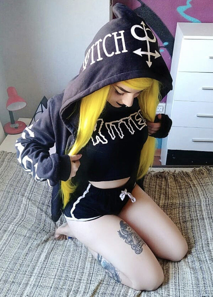 마녀 picture