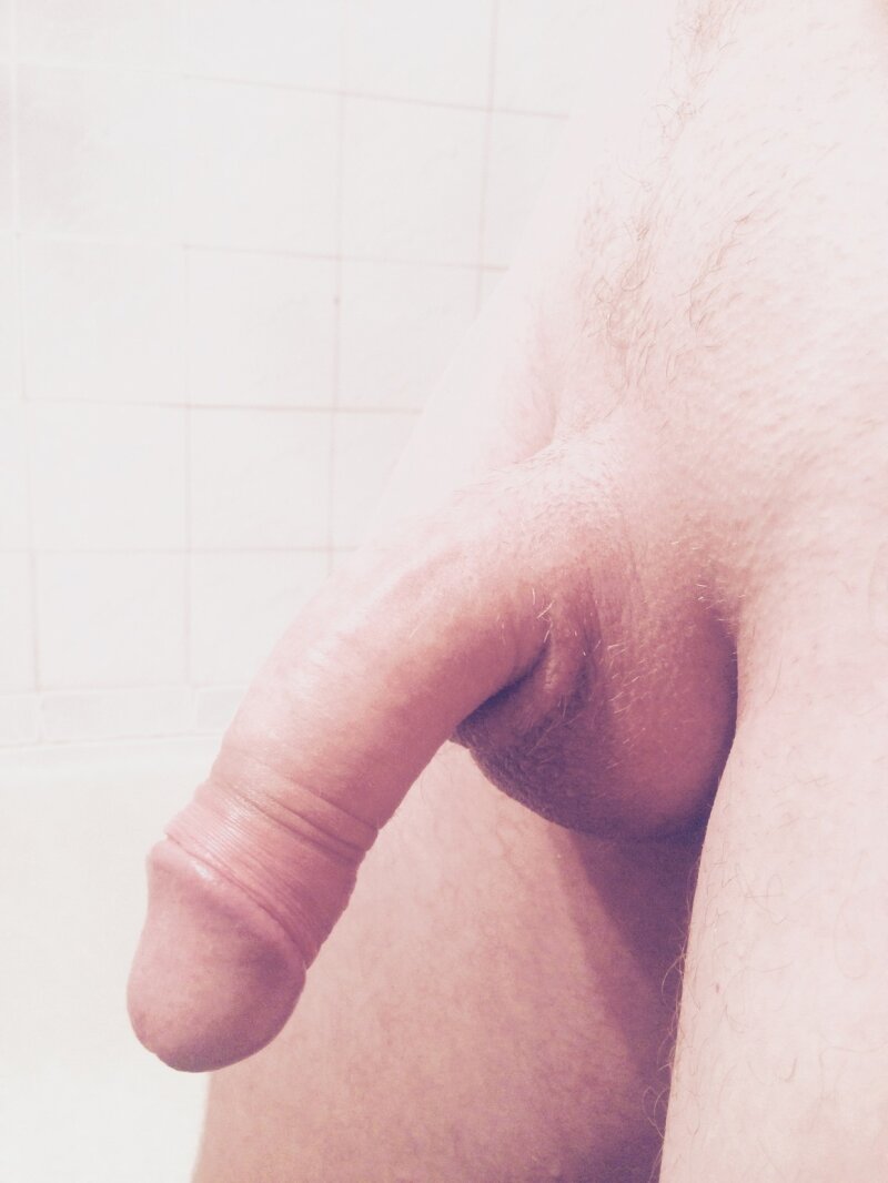 What do you think about my hairless cock picture