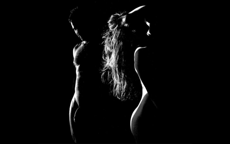 Kolombiyalı çift duygularını ve sevimli tutkularını ifade ediyor picture