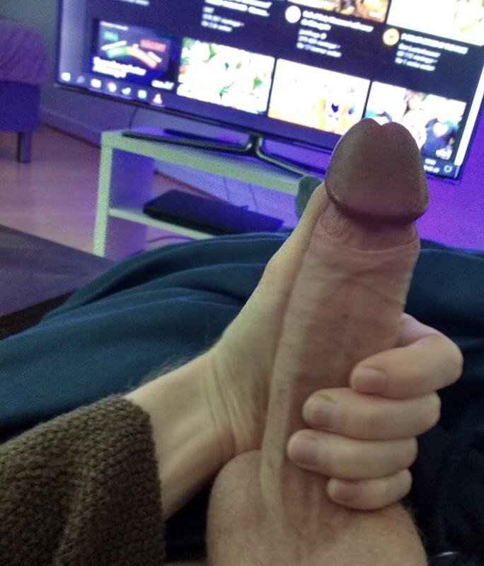 Videolar, Gifler, Benim Pic. ME: (Heterosexuell) (37y) (Erkek) Bana Ulaşın: Kik: mmm_so_hard picture