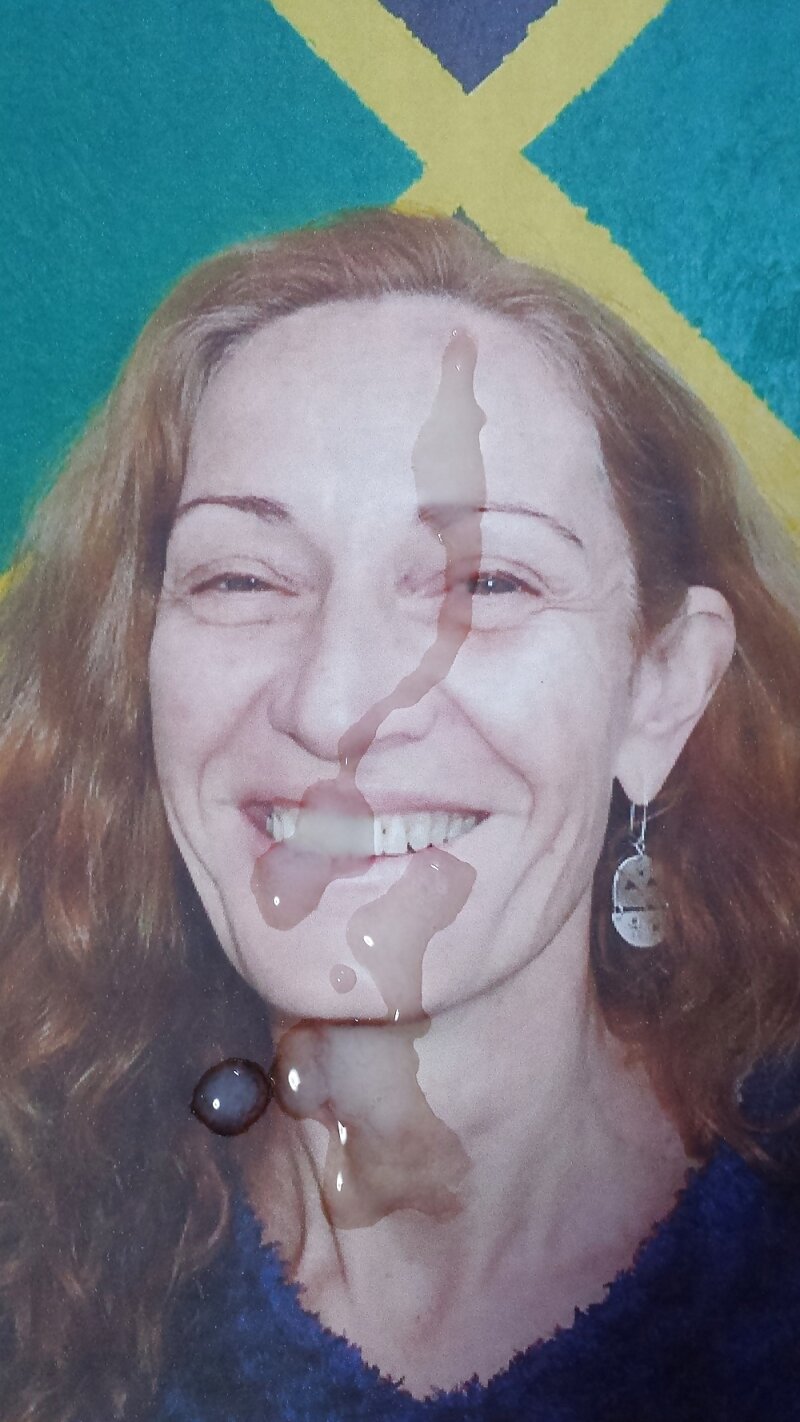 Gerçek annem. Onun adı Alessandra. Gerçekten her gün annemin yüzüne boşalabilmeyi diliyorum! picture