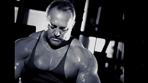 girthitude：ビル・カズマイアーの下で自分を想像しても大丈夫です... picture