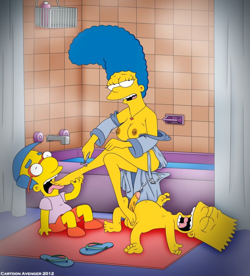 巴特从玛格的脚里爬出来 picture