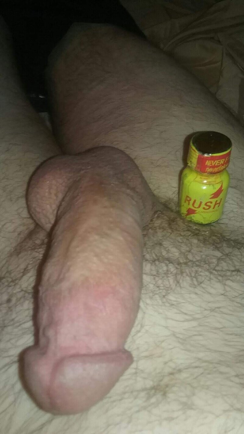 킁킁 권총과 흡연 균열 picture