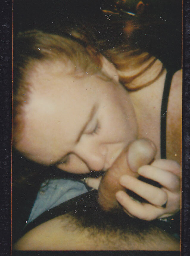 元妻タマラが全裸で僕のチンポをしゃぶる picture