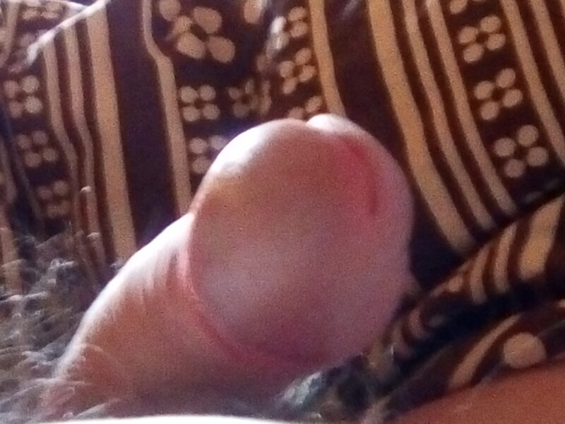 誰が吸って、それから荷物で私にキスしたいですか？ picture