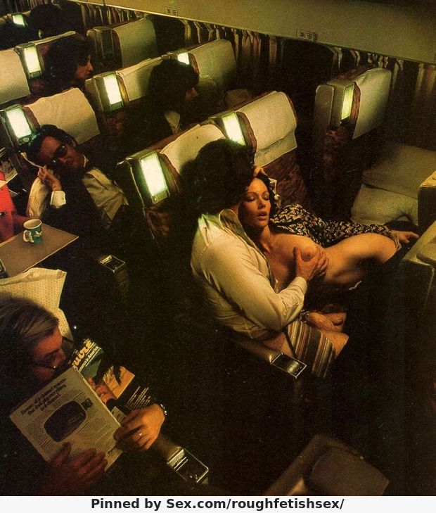 飛行機の中でのセックス picture