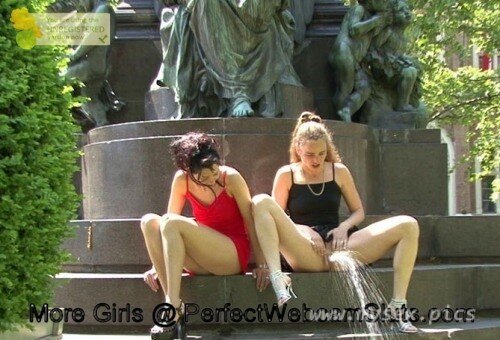 Fountian PublicPiss-PerfectWebcamSluts.comで彼女の写真をもっと見る picture
