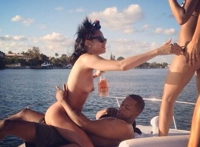 Rihanna'nın seksi ile daha fazlası picture