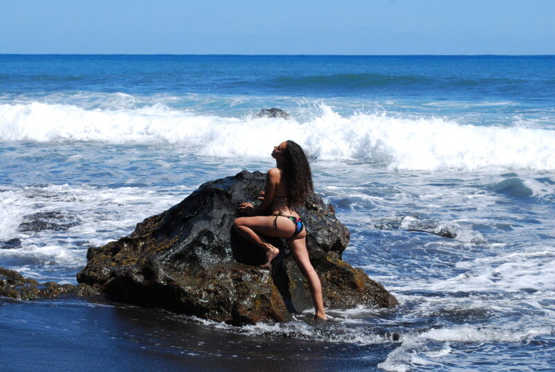 セクシーな女バブルお尻ビキニ picture