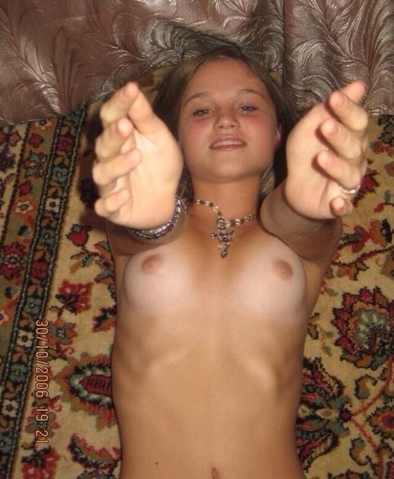 美丽的苗条青少年Selfshot和剥离 picture