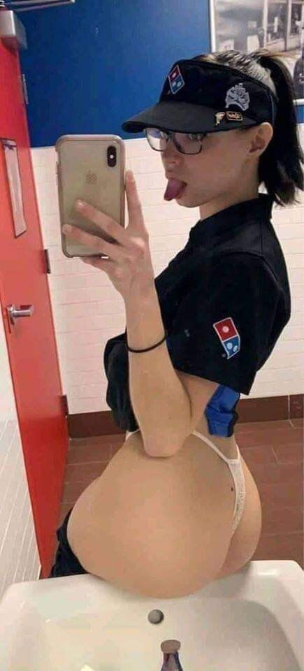 Yerel pizzacıdan daha sık domino siparişi vereceğim;) picture