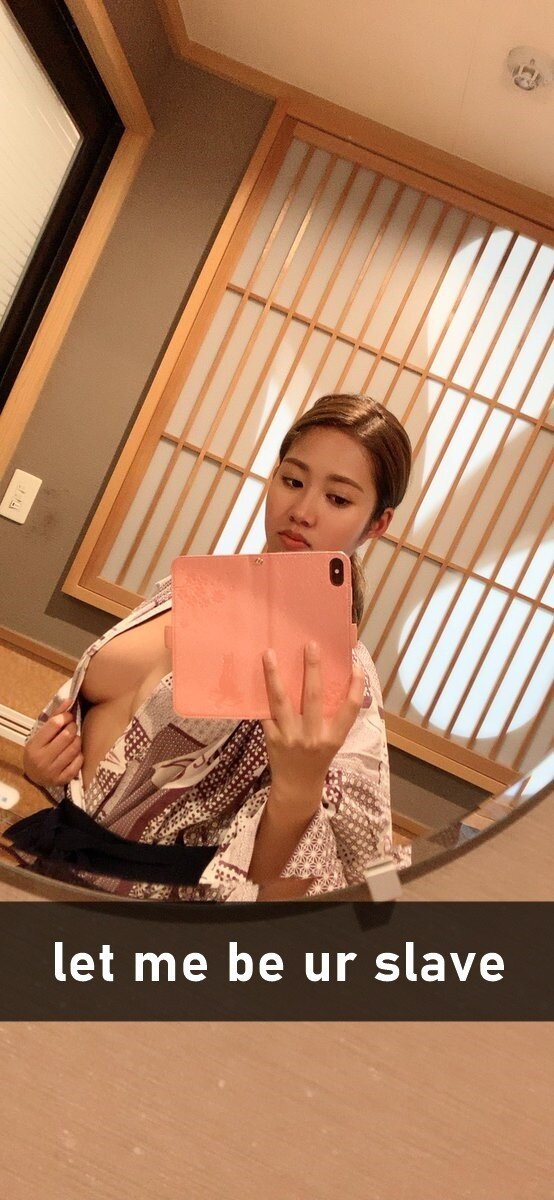 그녀는 당신의 섹스 노예가되고 싶어 picture
