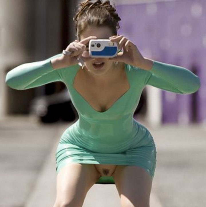 興味深い膣セルフィー picture