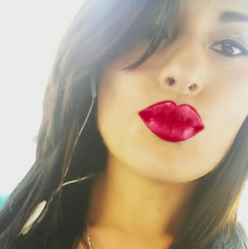 セクシーなTGirlカリーナ picture