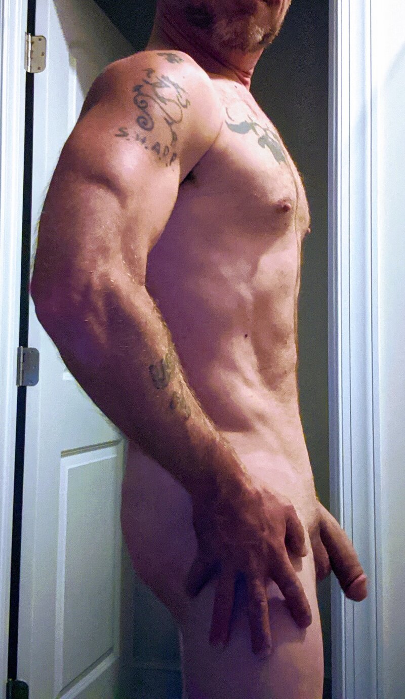 ついにジムに戻ることができました...埋め合わせるために多くの失われた時間。 picture