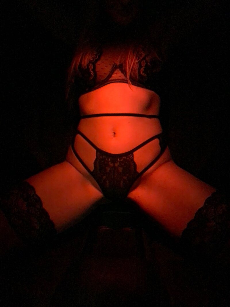彼女のOnlyfansから取られたセクシーな金髪のスウェーデンのティーン！ picture