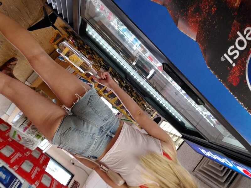 平らに見えるかもしれませんが、かがんで立っているのはとても良いようです picture