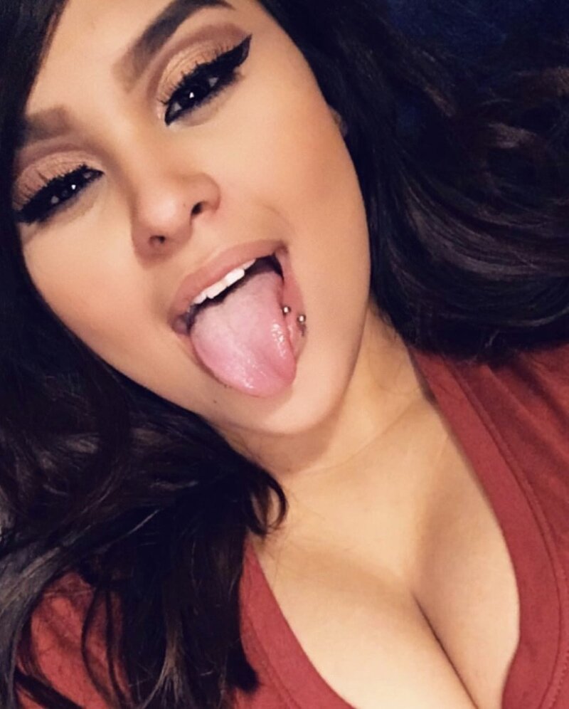 Journie'nin güzel sürahileri var picture