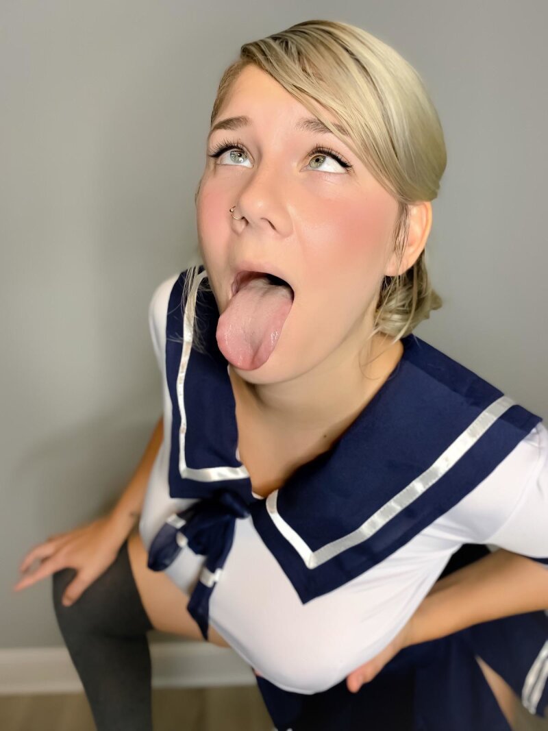 Sulu sarışın picture