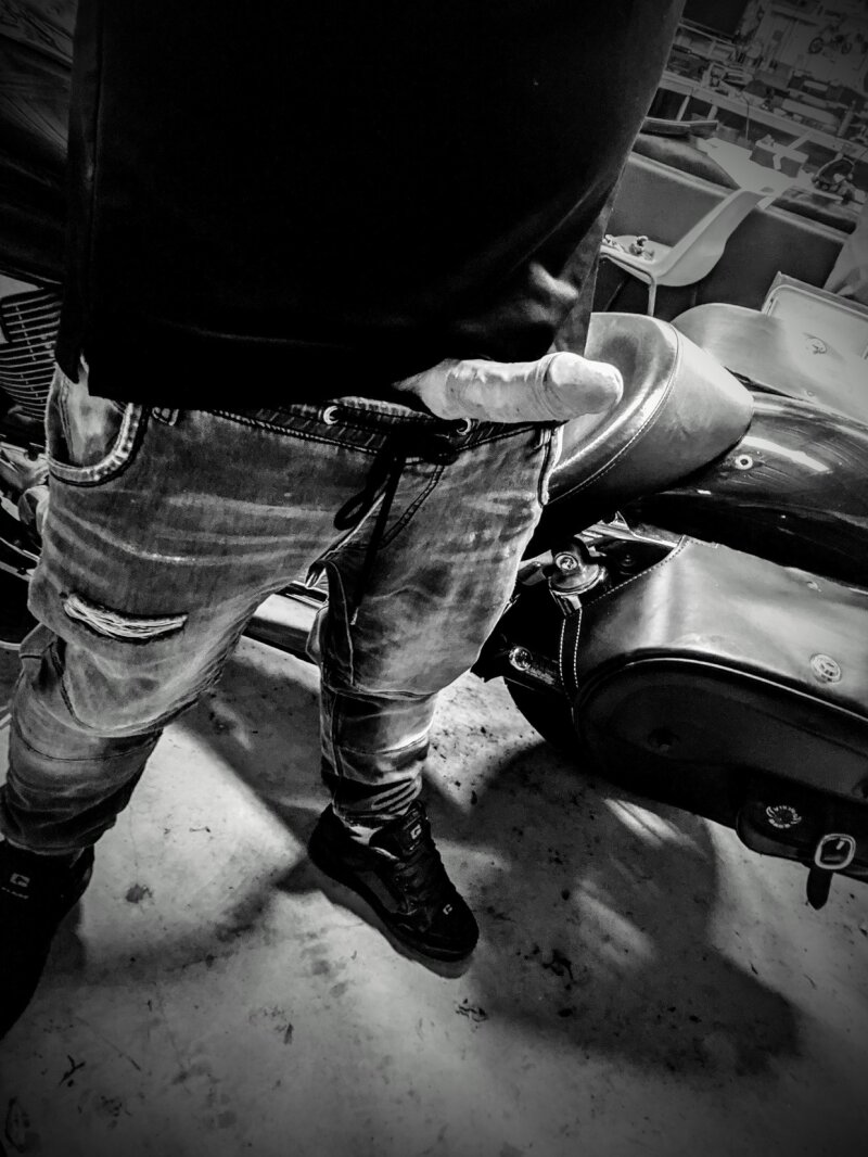 Atölyede zor, gel toplarımı indir picture