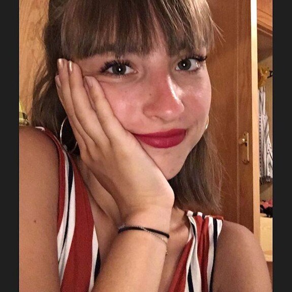 艾玛（Emma Labruyere） picture