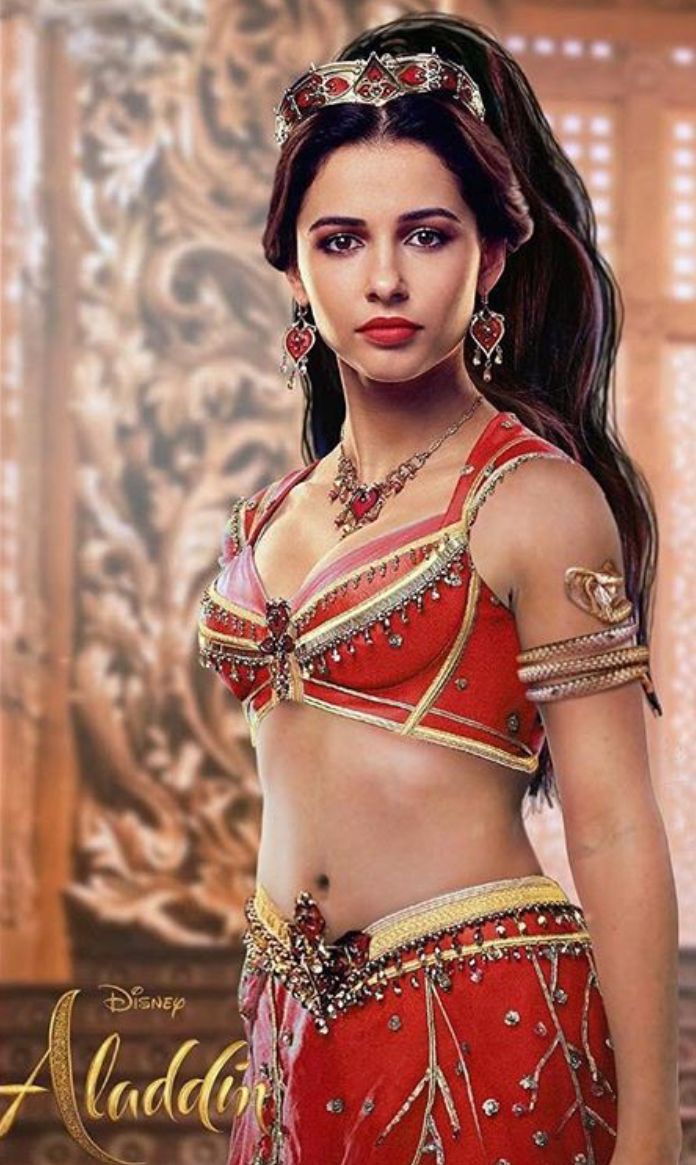 ナオミ・スコット（ジャスミン王女）+ FAKES tumbralcom / blog / aladdinwallpapers gifS picture