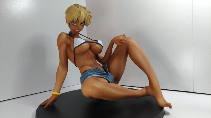 短い髪の変態フィギュア picture