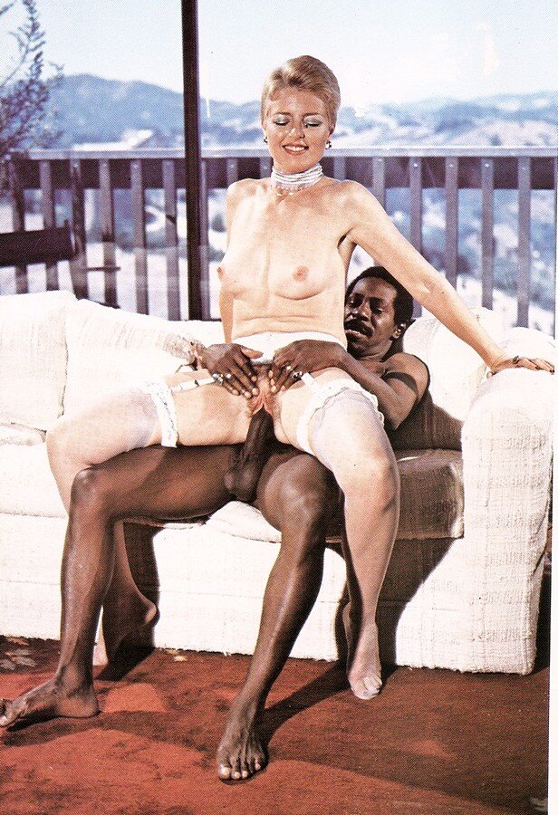 姨妈和朋友 picture