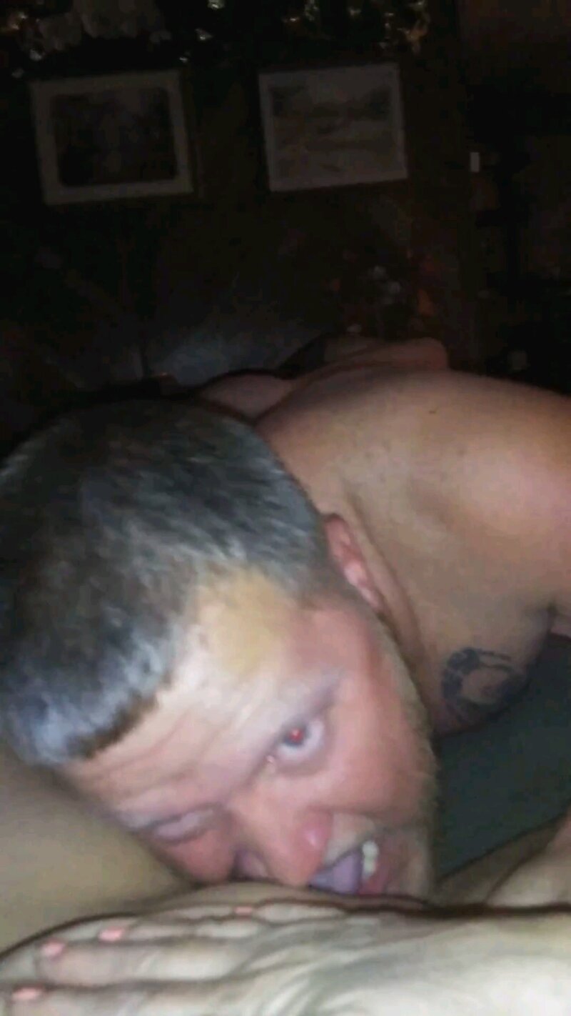 熟女の小便をなめる picture