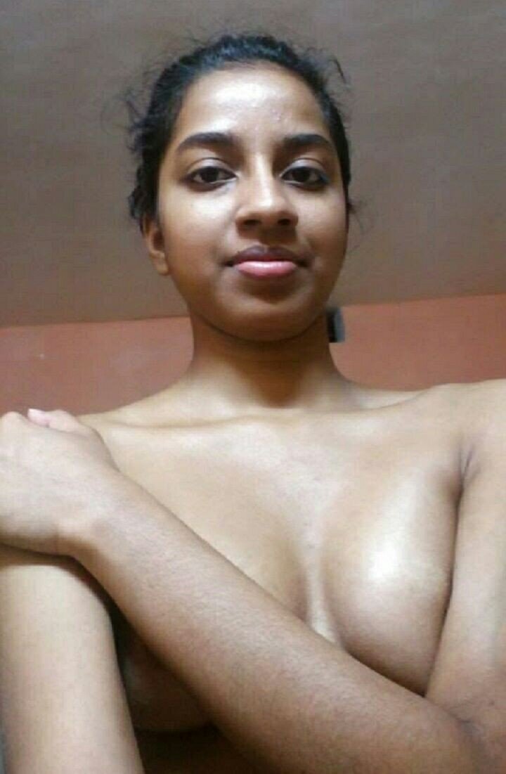 hint hottie selfie picture
