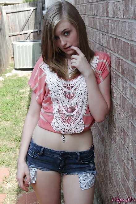 Stripping down naked outdoors picture