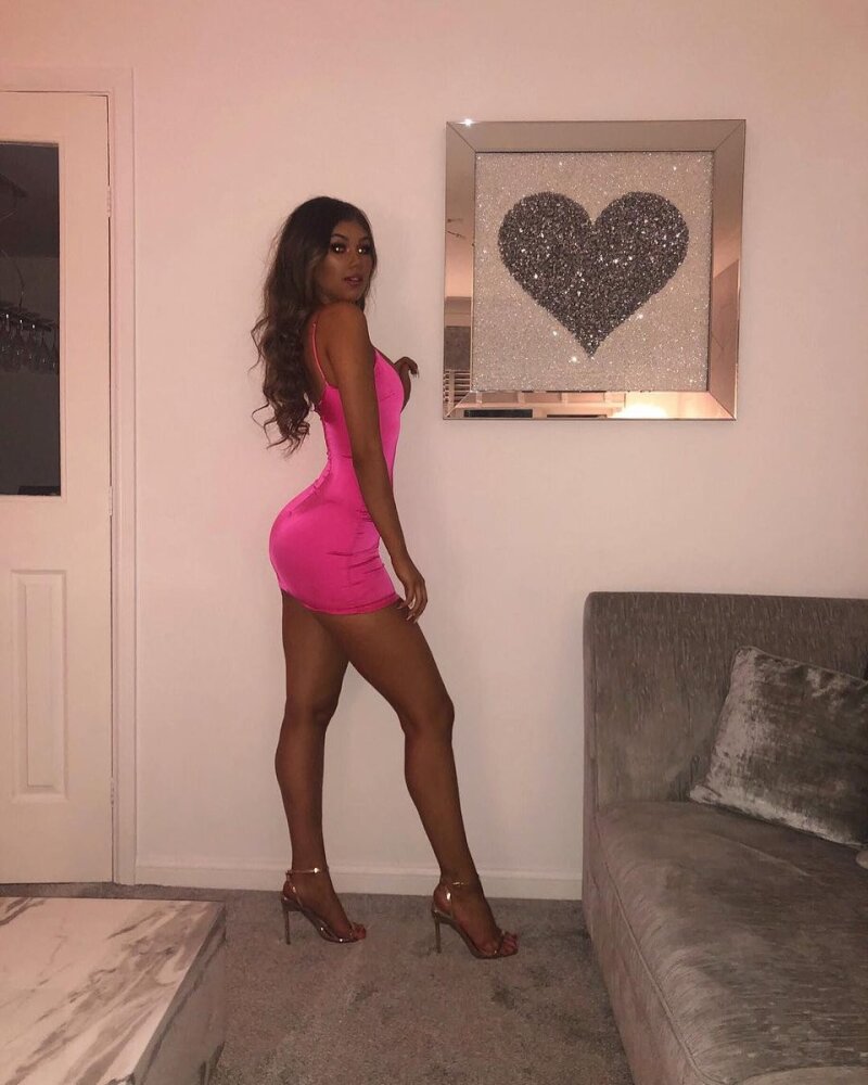 热非裸体黑发 picture