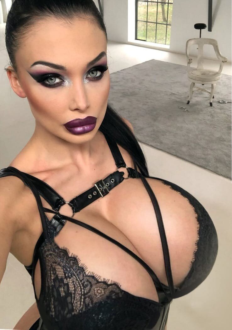 完璧な売春婦 picture