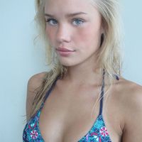  Amateur Bikini Blonde  pics
