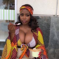  Big Tits Ebony  pics